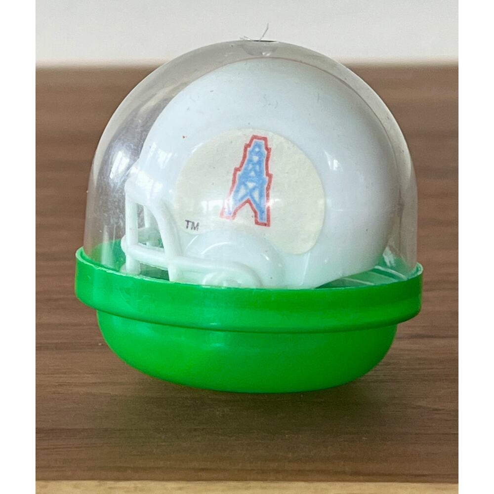 Vintage NFL Mini Gumball Vending Machine Houston Oilers Plastic Football Helmet